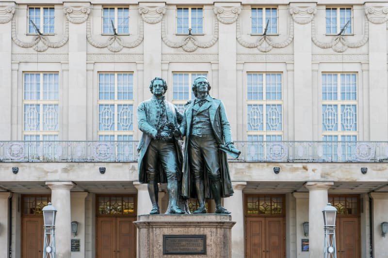 Statue von Goethe und Schiller